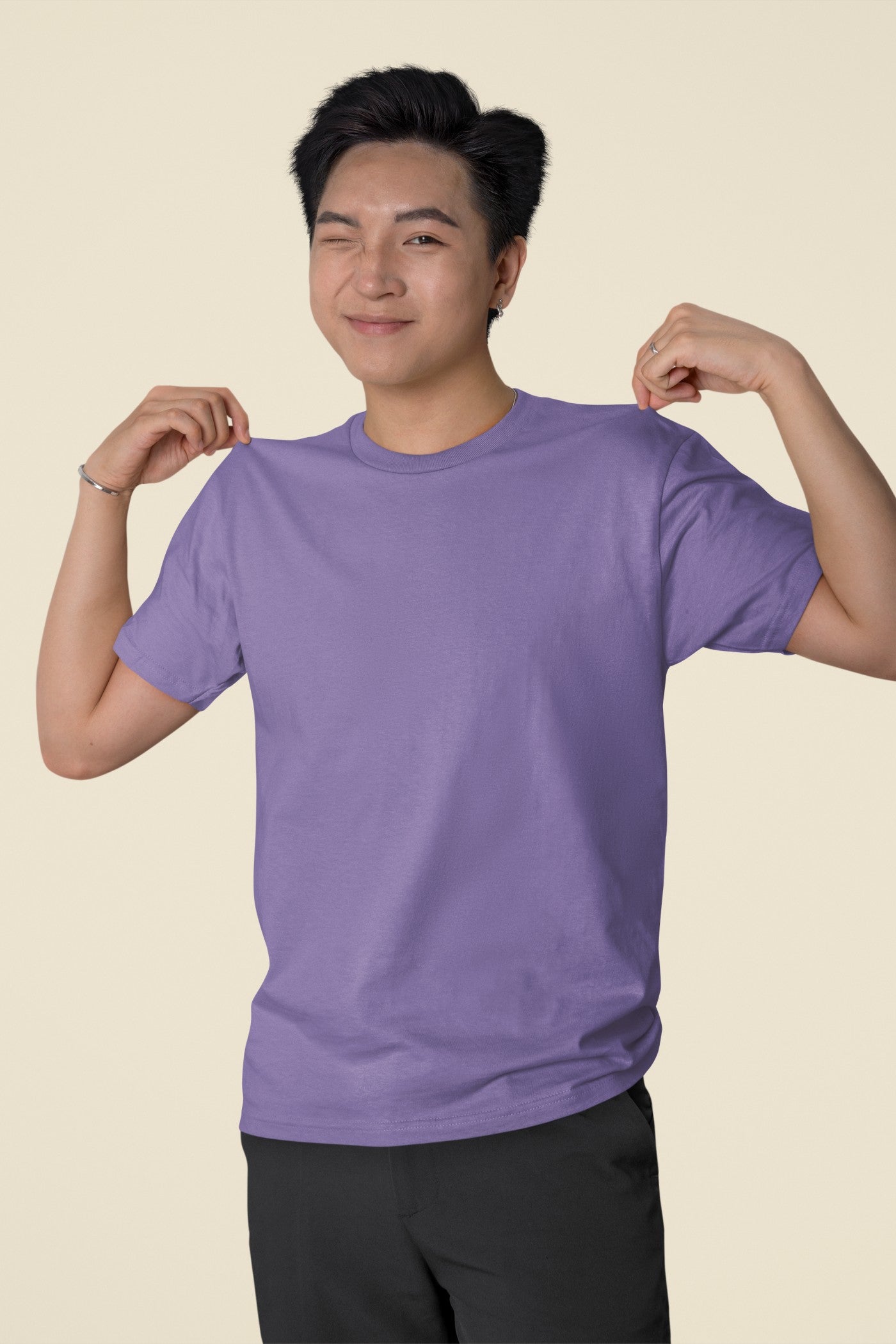 Male Model wearing the Lavender plain t-shirt.