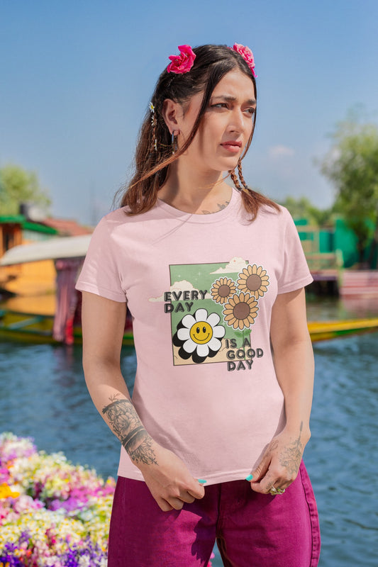 Every Day is a Good Day Print Light Pink T-Shirt